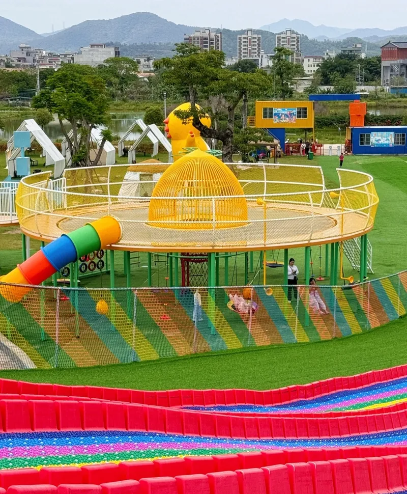 The dome trampoline — At the top of the bounce you can see the whole park.
